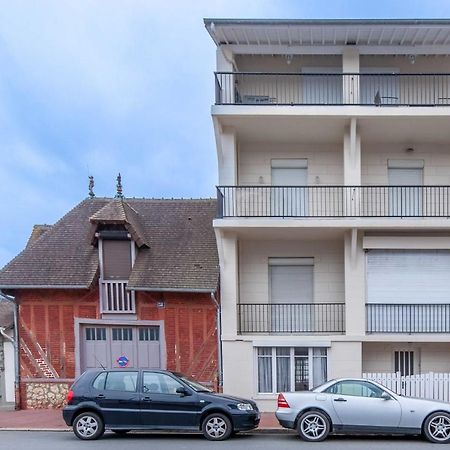 2-Bedroom Apartment With Balcony Near Hippodrome Deauville Ngoại thất bức ảnh